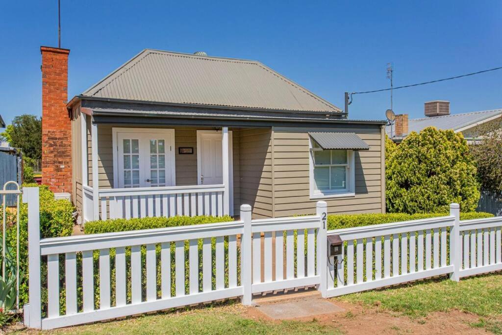 Cowra Cottage 外观 照片